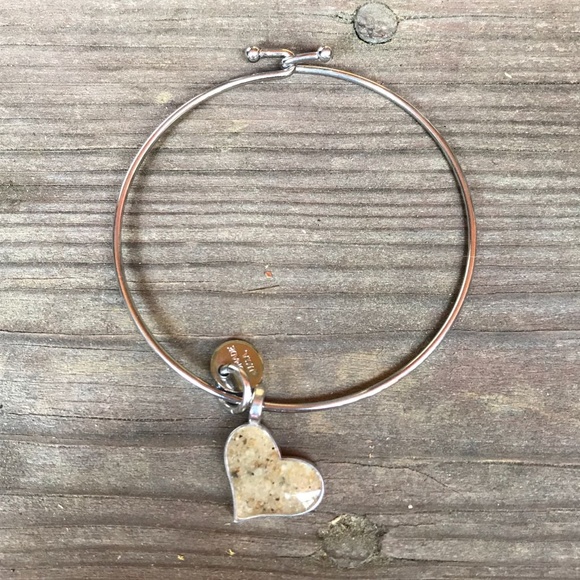 Dune .925 Silver Beach Sand Heart Bracelet Bangle - Picture 1 of 5